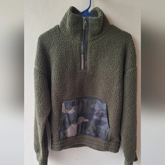 Aerie Offline Green Camo Quarter Zip Fleece Pullover Size S - Picture 3 of 9